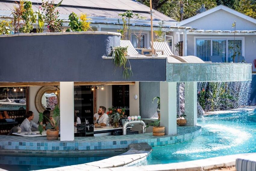 SAMANZI LUXURY CABANANS