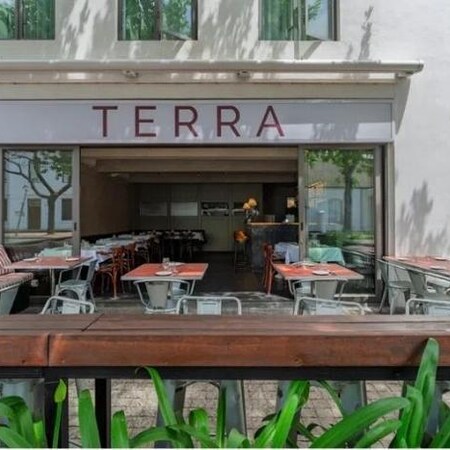 4* 107 Dorpstraat Boutique Hotel - Stellenbosch Package (2 Nights)