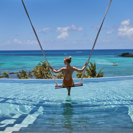 LUX* GRAND BAIE 5* LUXURY