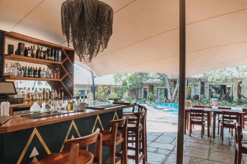 SHONGWE OASIS PACKAGE